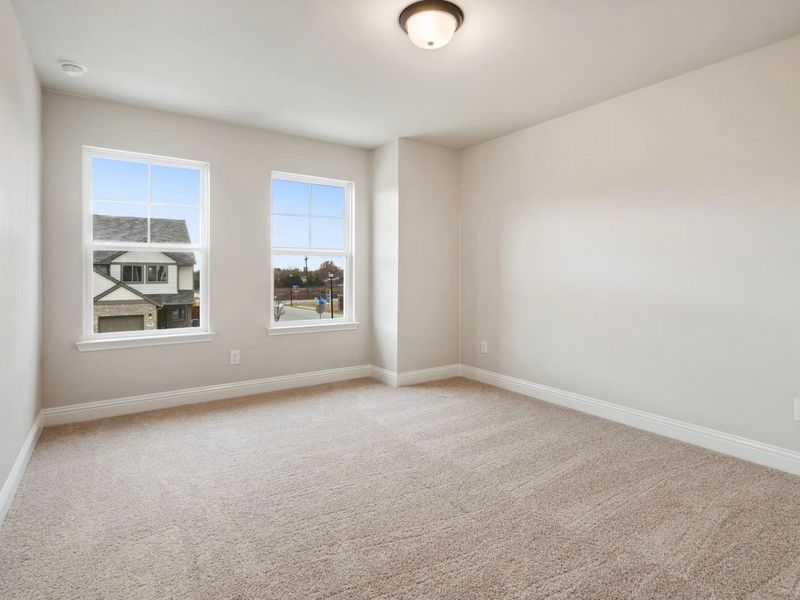 Spacious, unfurnished interior of a new home in Lake Park Villas, Wylie (Image 26).