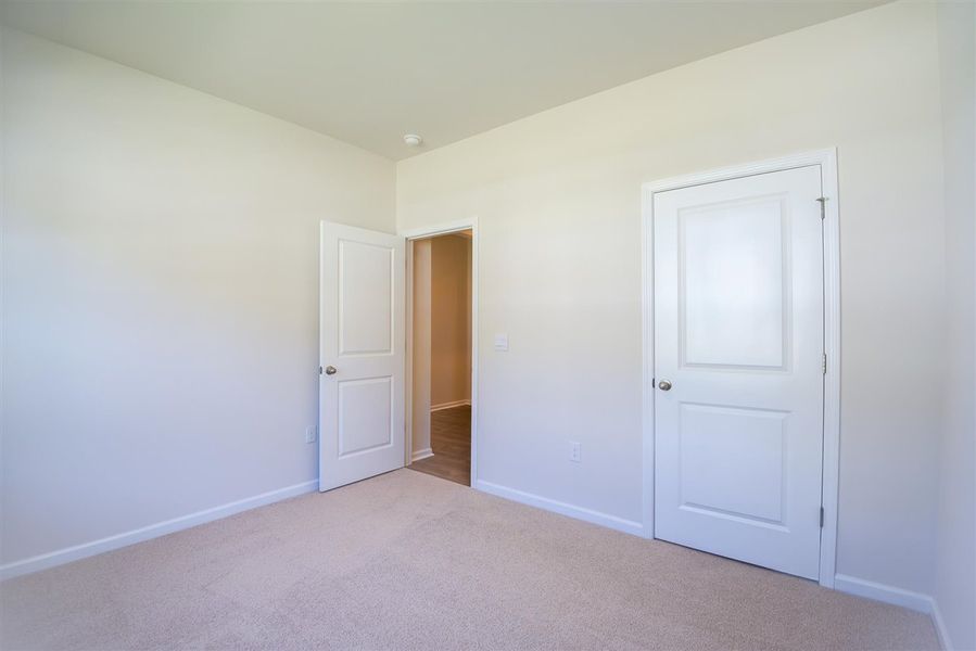 Representative unfurnished interior of a home built from the ARIA by D.R. Horton in West New Bern, New Bern (Image 15).