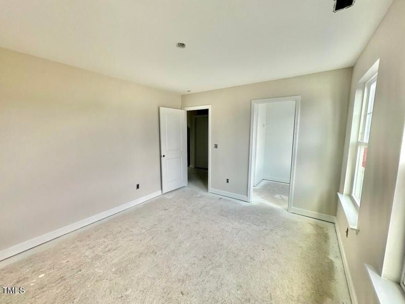 Spacious, unfurnished interior of a new home in Glenmere, Knightdale (Image 57). Spacious, unfurnished interior of a new home in Glenmere, Knightdale (Image 57).