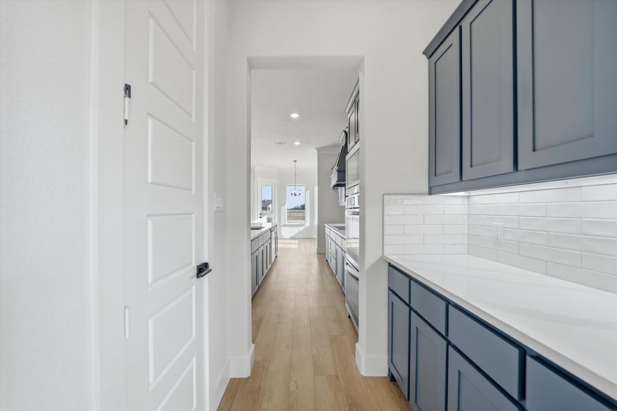 Furnished interior view inside a new home in Eagle Ridge Estates, Weatherford (Image 8).