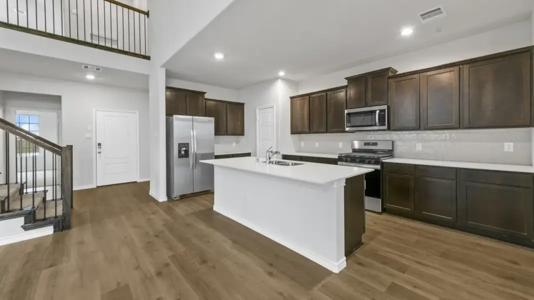 Furnished interior view inside a new home in Elevon, Lavon (Image 3).