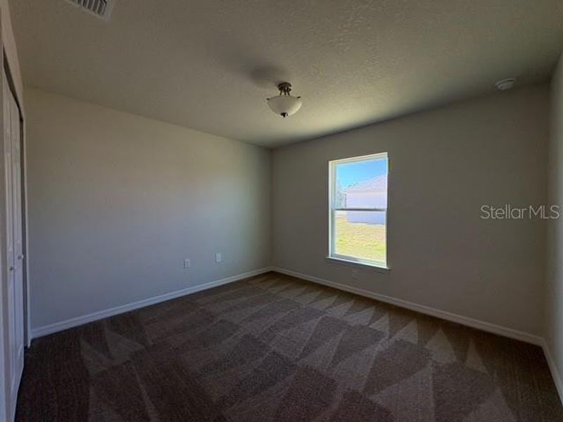Spacious, unfurnished interior of a new home in , Ocala (Image 14).