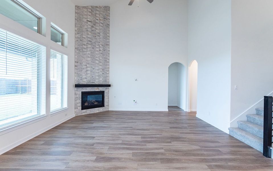 Spacious, unfurnished interior of a new home in Sonoma Verde, Rockwall (Image 12). Spacious, unfurnished interior of a new home in Sonoma Verde, Rockwall (Image 12).