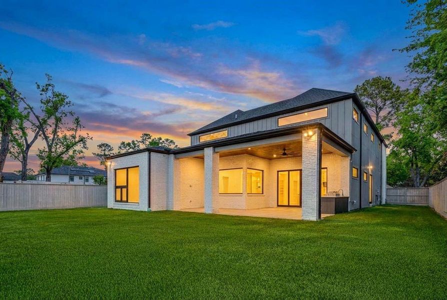 Exterior details and patio area of a home in , Houston (Image 26).