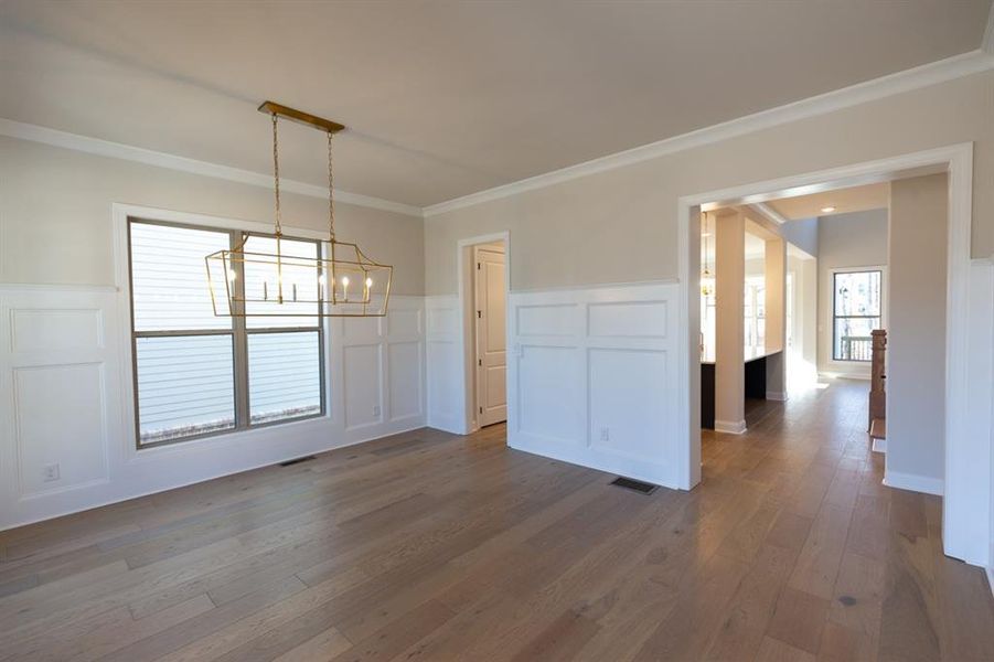 Spacious, unfurnished interior of a new home in Bellmoore Park, Johns Creek (Image 22).
