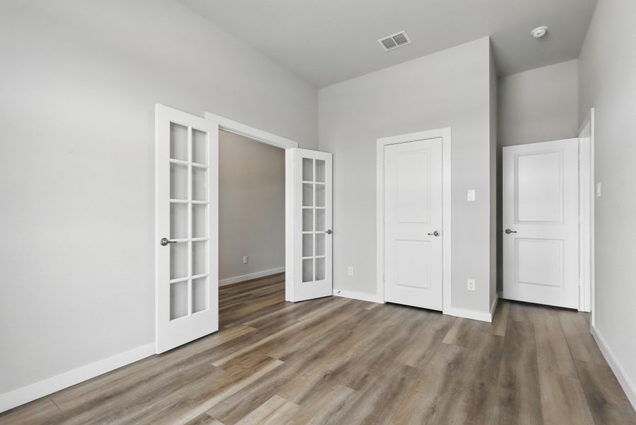 Representative unfurnished interior of a home built from the McKinley I by Cheldan Homes in Horizons at Bankston Estates, Venus (Image 22).