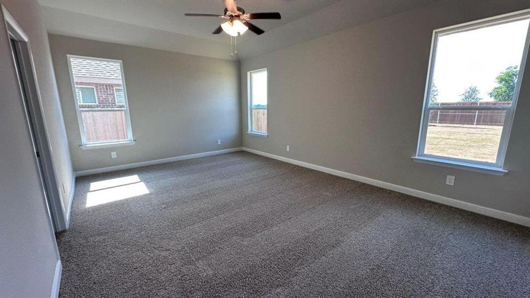 Spacious, unfurnished interior of a new home in Rock Creek West, Fort Worth (Image 11). Spacious, unfurnished interior of a new home in Rock Creek West, Fort Worth (Image 11).