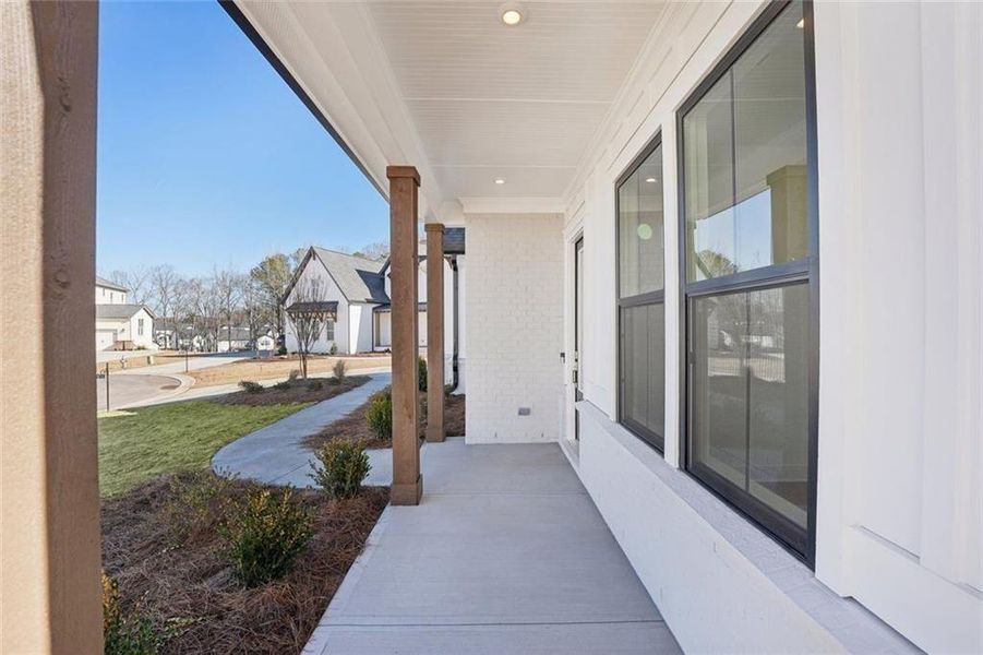 Exterior details and patio area of a home in Sterling Pointe, Cumming (Image 4).