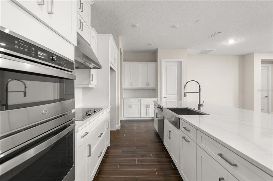 Furnished interior view inside a new home in , Kissimmee (Image 9).