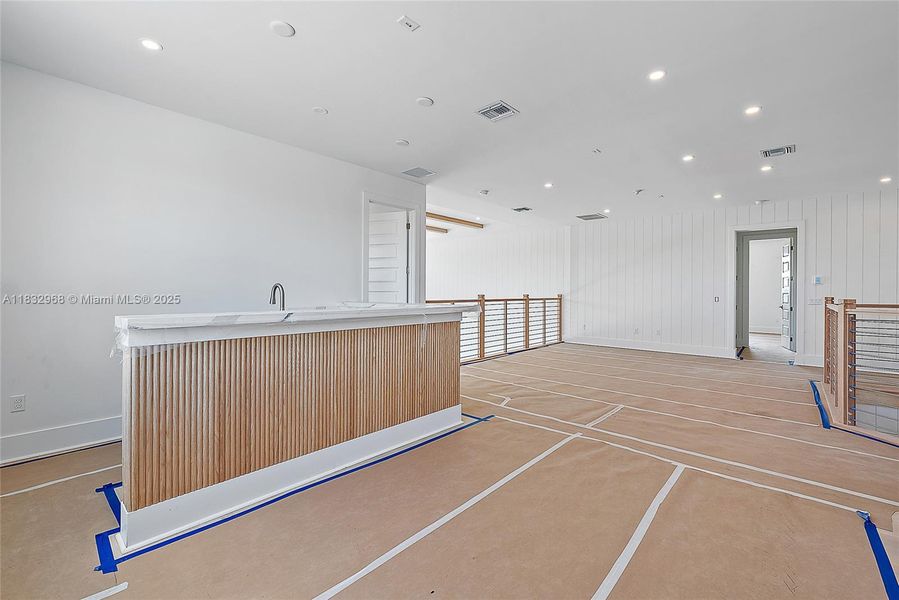 Spacious, unfurnished interior of a new home in Bridgewater, Jupiter (Image 32). Spacious, unfurnished interior of a new home in Bridgewater, Jupiter (Image 32).