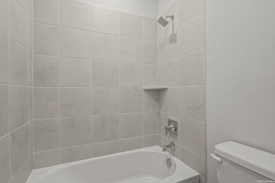 Image 34 of a home in Garden Grove. Image 34 of a home in Garden Grove.