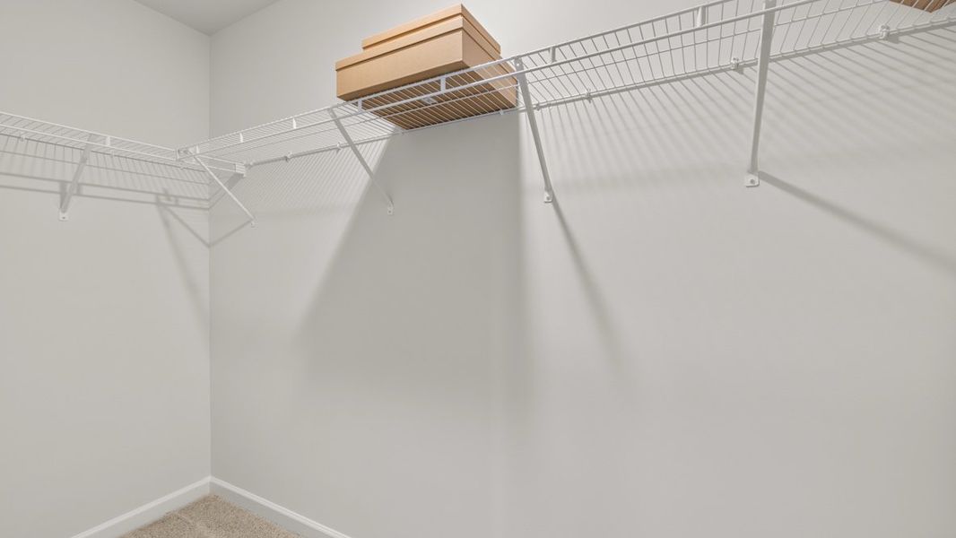 Representative unfurnished interior of a home built from the PEARSON II by D.R. Horton in Woodbury Park, Atlanta (Image 20).