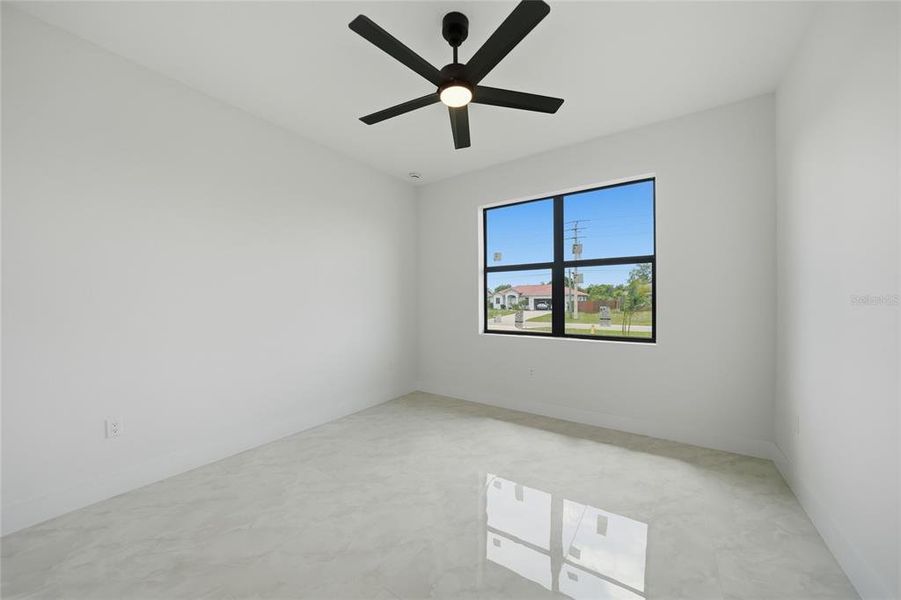 Spacious, unfurnished interior of a new home in , Englewood (Image 46).