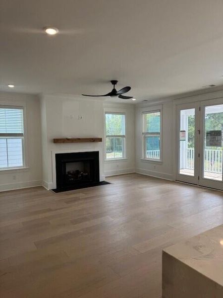 Spacious, unfurnished interior of a new home in Central Park, Charleston (Image 21).