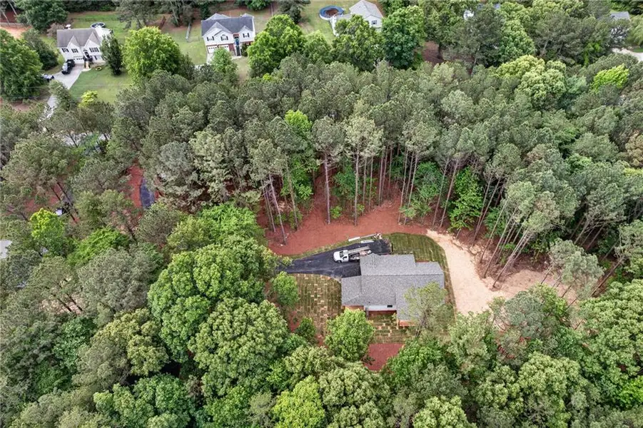 Natural landscape and outdoor views near in Lindale (Image 30). Natural landscape and outdoor views near in Lindale (Image 30).