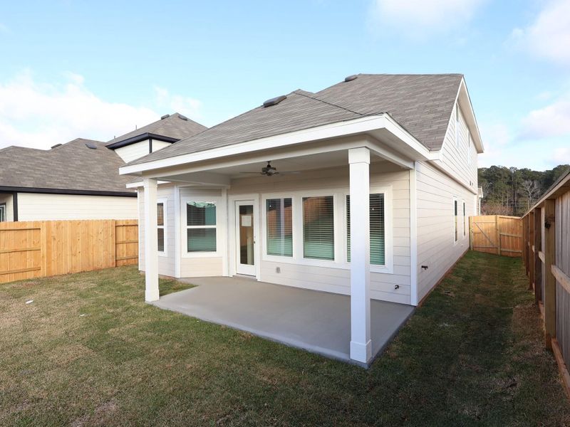 Exterior details and patio area of a home in Lone Star Landing, Montgomery (Image 21).