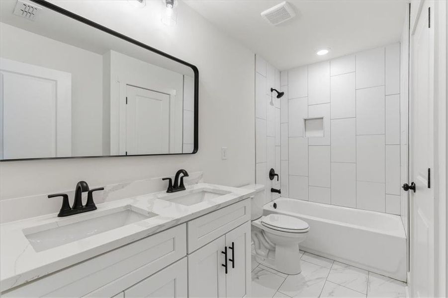 Furnished interior view inside a new home in Ferguson Corners, Emerson (Image 13).