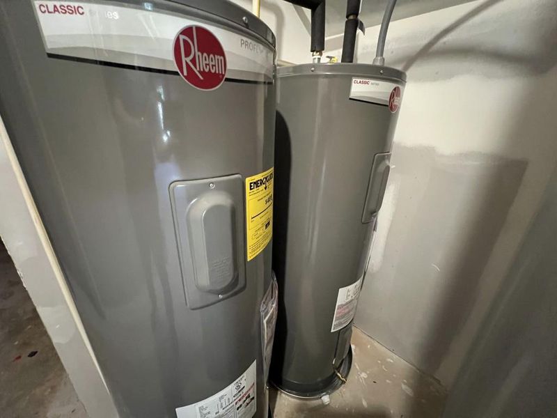 Image 31 of a home in Red Bird Manor.