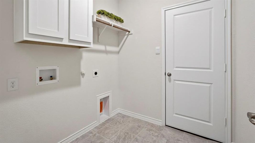 Spacious, unfurnished interior of a new home in Bel Air Village, Sherman (Image 16). Spacious, unfurnished interior of a new home in Bel Air Village, Sherman (Image 16).