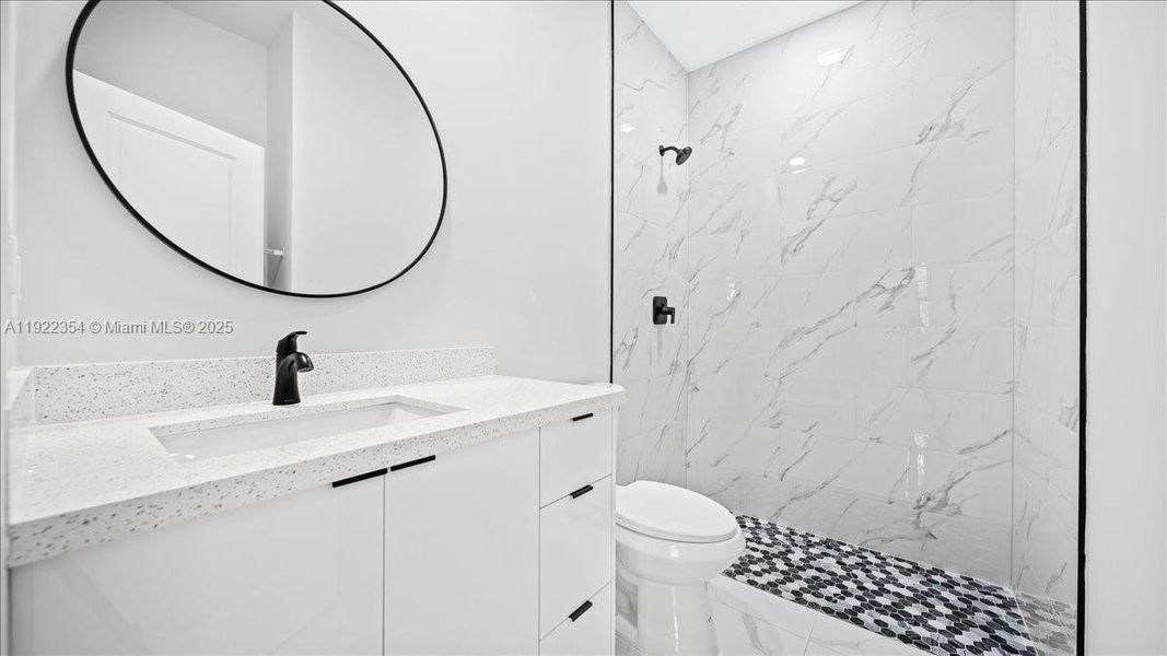 Furnished interior view inside a new home in , Lehigh Acres (Image 10).