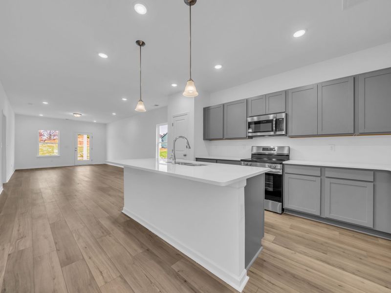 Furnished interior view inside a new home in Cantigny Park, Clarksville (Image 5).