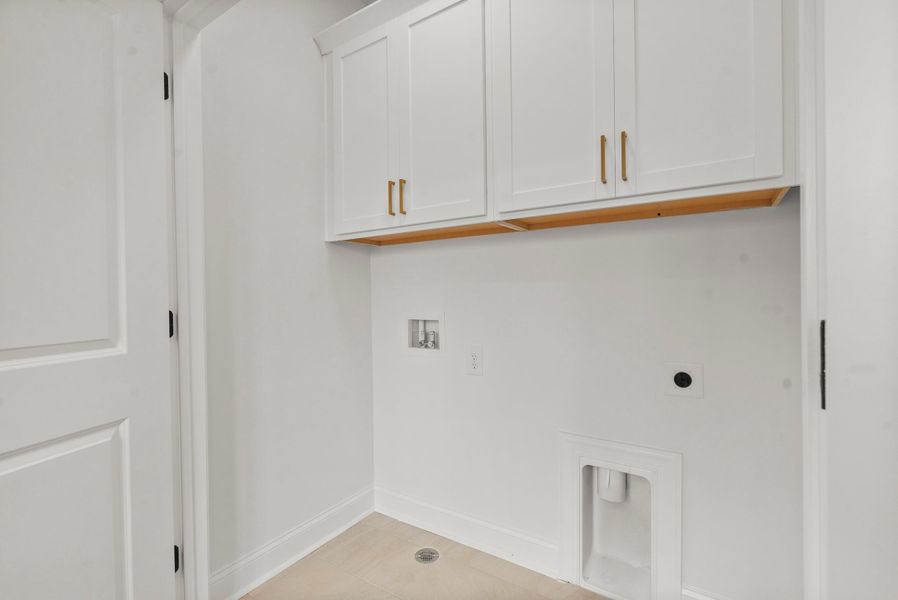 Representative unfurnished interior of a home built from the The Grayson II by The Providence Group in Waterside Townhomes, Peachtree Corners (Image 27).