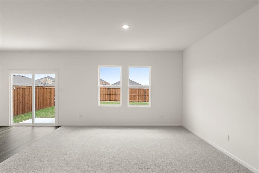 08. 1301 Elliot - Family