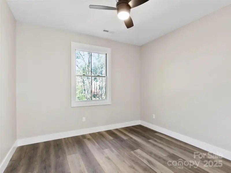 Spacious, unfurnished interior of a new home in , Mills River (Image 16).