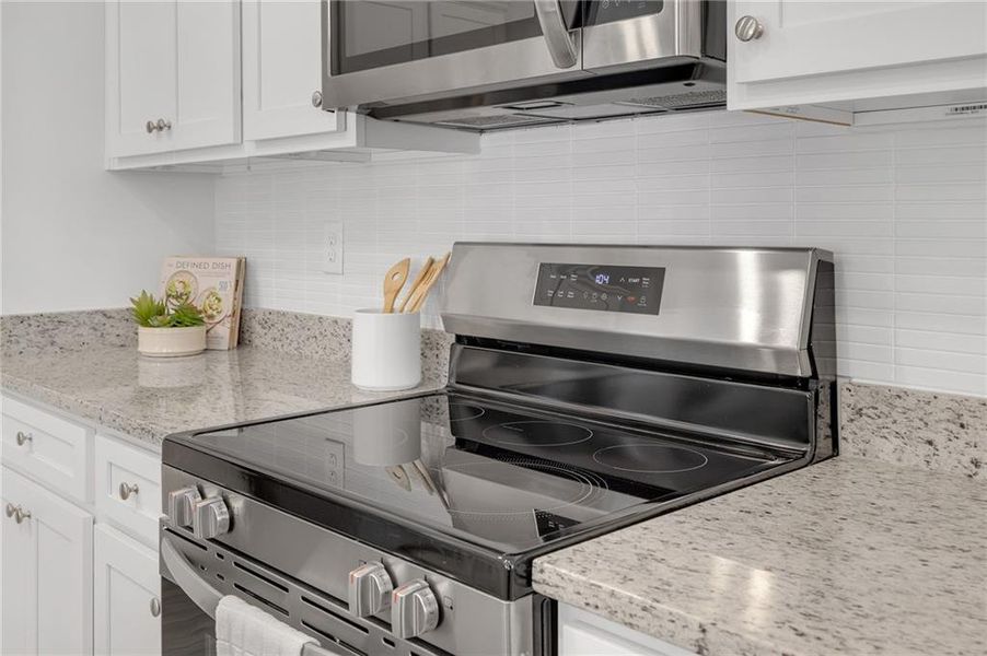 Close-up of interior finishes inside a home in , Adairsville (Image 21). Close-up of interior finishes inside a home in , Adairsville (Image 21).