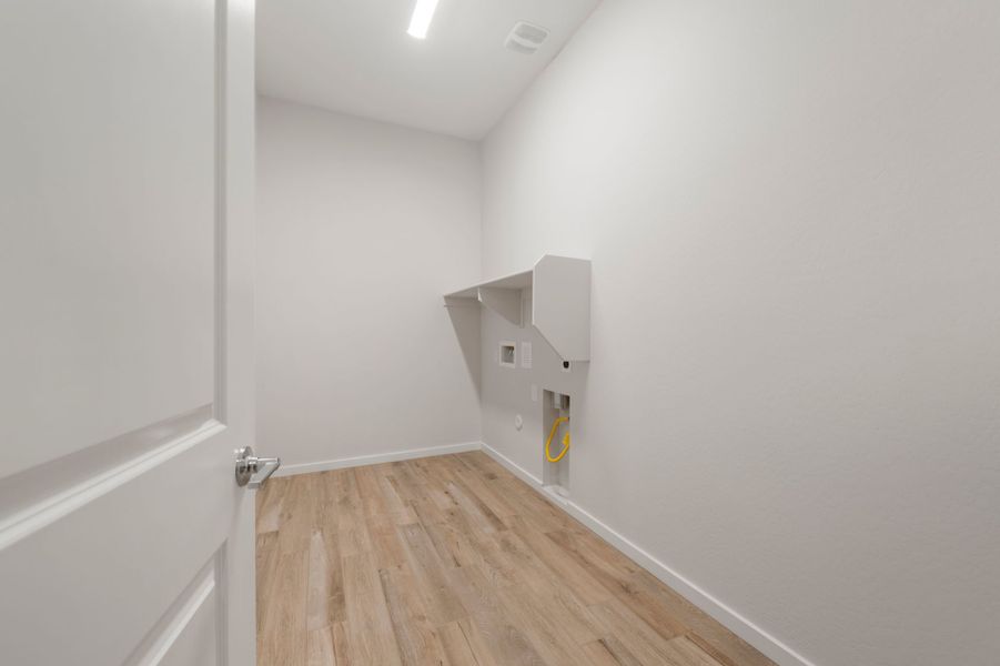 Spacious, unfurnished interior of a new home in Harvest - Enchantment Series, Queen Creek (Image 23). Spacious, unfurnished interior of a new home in Harvest - Enchantment Series, Queen Creek (Image 23).