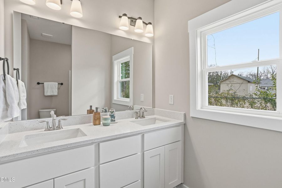 1006 N Center St [2717505]_26