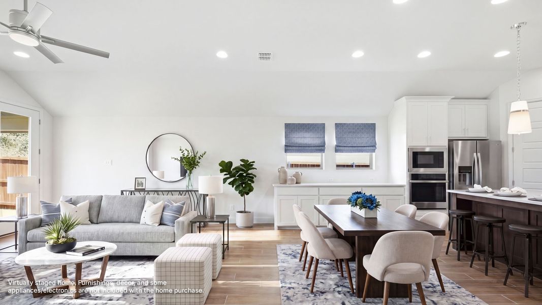 Furnished interior view inside a new home in Eliana, McKinney (Image 7).