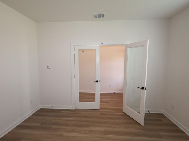 Spacious, unfurnished interior of a new home in Summerview, Fulshear (Image 15). Spacious, unfurnished interior of a new home in Summerview, Fulshear (Image 15).