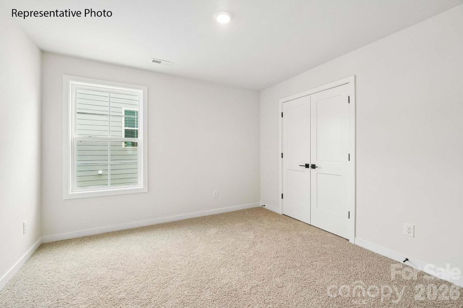 Spacious, unfurnished interior of a new home in Avalon of Gastonia, Gastonia (Image 30).