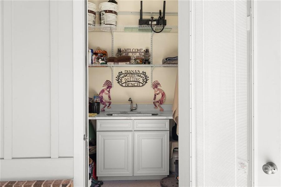 Furnished interior view inside a new home in , Jefferson (Image 11).