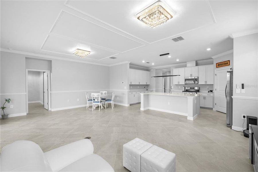 Furnished interior view inside a new home in , Bradenton (Image 11).