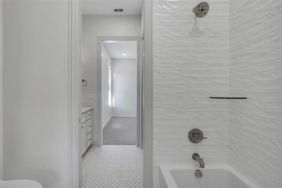 Image 39 of a home in .