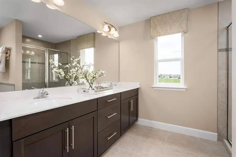 Representative furnished interior of a home built from the Rochelle by Ryan Homes in Bellaviva, Auburndale (Image 13).
