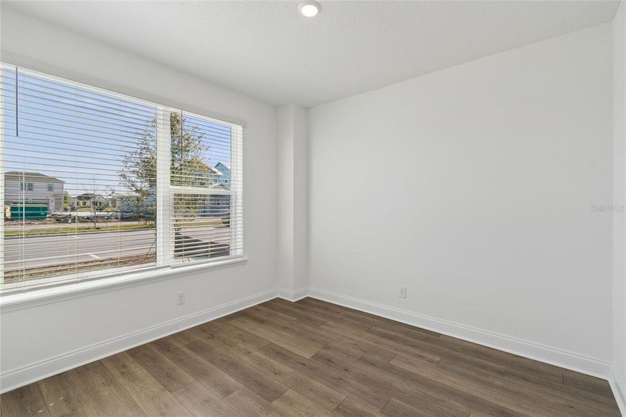 Spacious, unfurnished interior of a new home in Weslyn Park in Sunbridge 34', St. Cloud (Image 22).