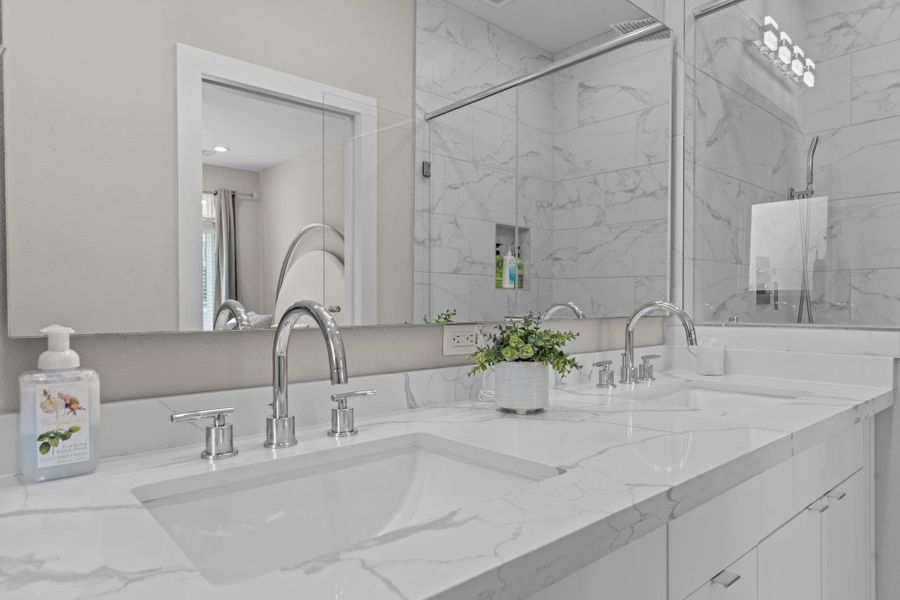 Image 44 of a home in .