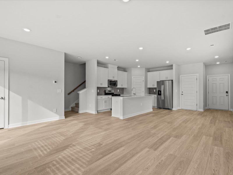 Spacious, unfurnished interior of a new home in Northbrook Village Townes, Taylors (Image 13).