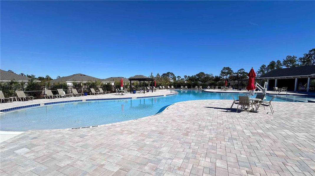 Community amenities in Waterford, Brooksville (Image 24).