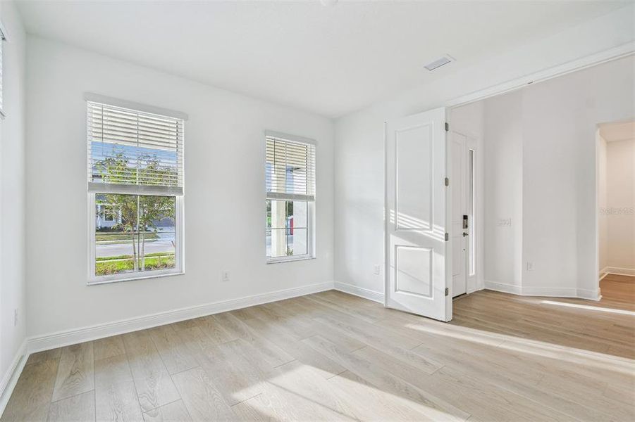 Spacious, unfurnished interior of a new home in Creeks Edge at Twin Rivers, Parrish (Image 37).