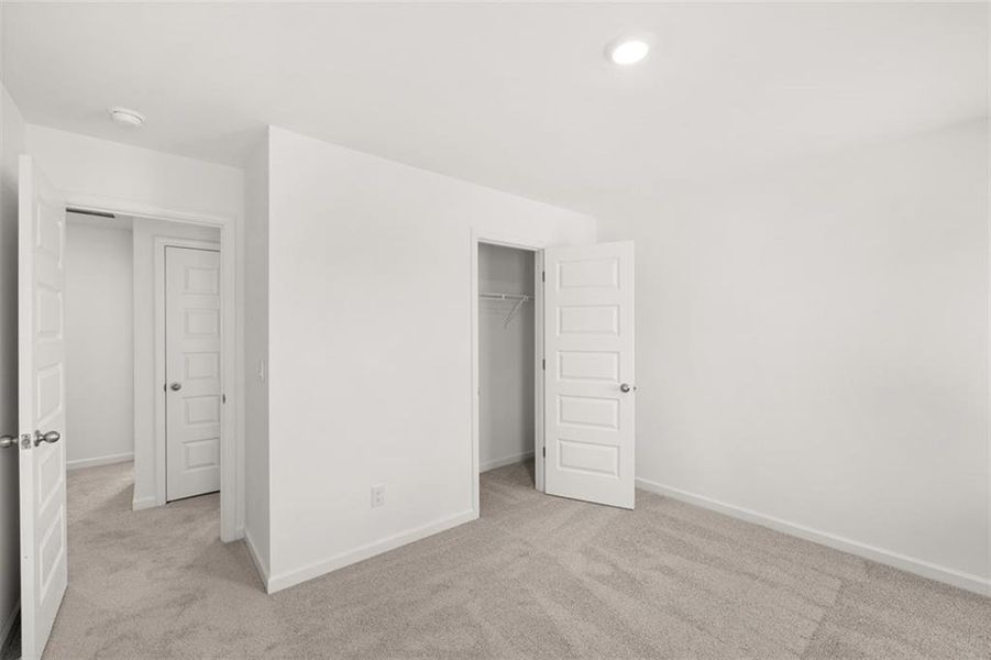 Spacious, unfurnished interior of a new home in The Gates at Pates Creek, Hampton (Image 22).