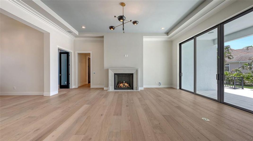 Spacious, unfurnished interior of a new home in , Longboat Key (Image 63).