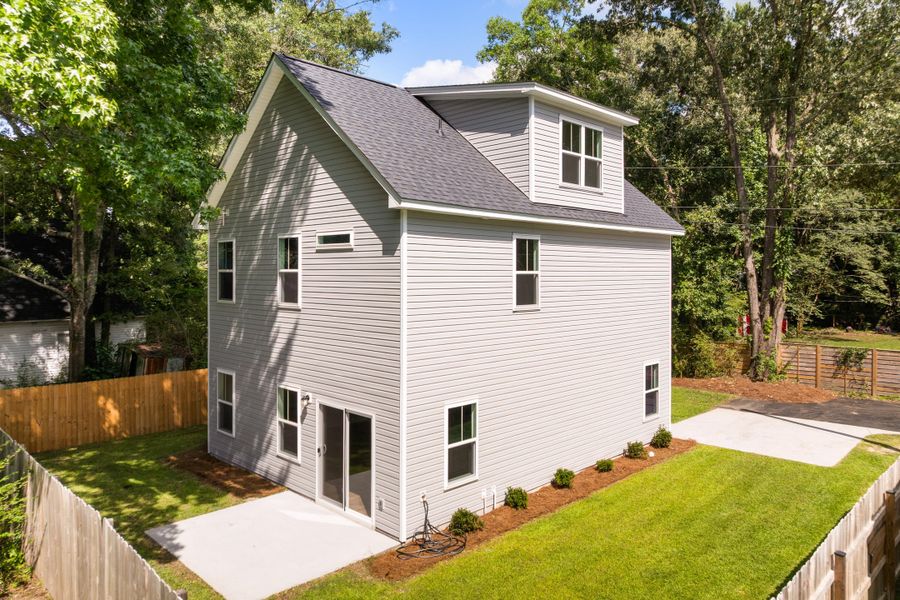 Exterior details and patio area of a home in , Charleston (Image 32).