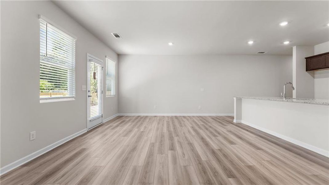 Spacious, unfurnished interior of a new home in Owen Preserve, Canton (Image 19).