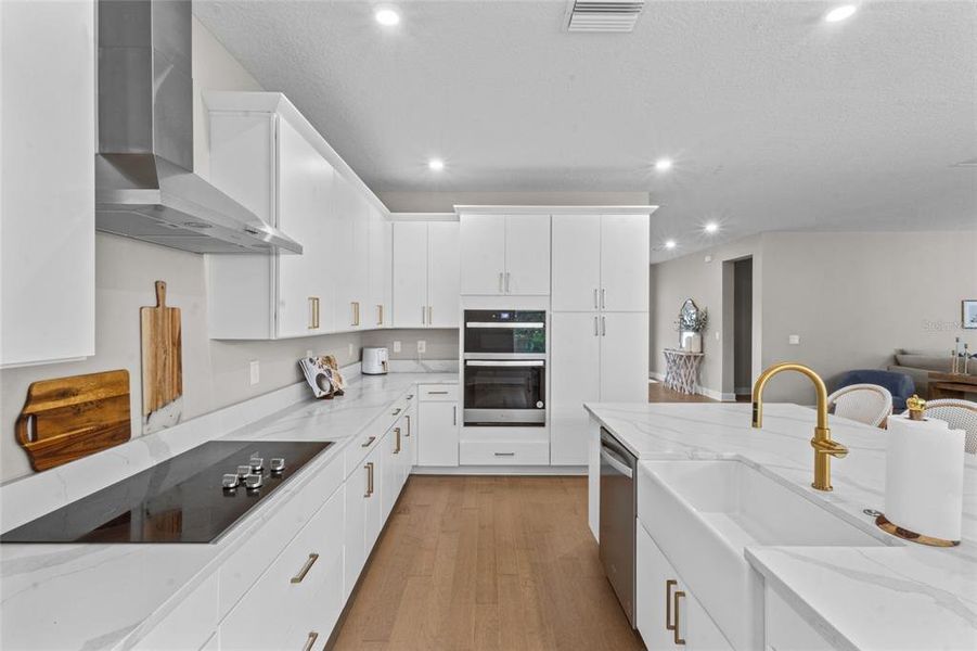 Furnished interior view inside a new home in , Tampa (Image 31). Furnished interior view inside a new home in , Tampa (Image 31).