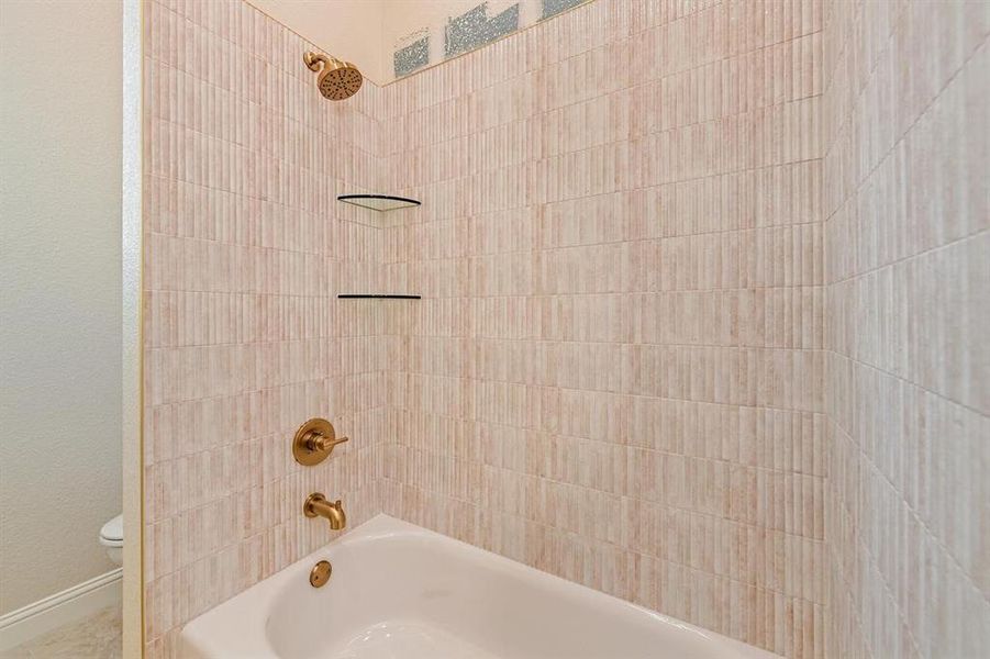Close-up of interior finishes inside a home in , Waco (Image 19).