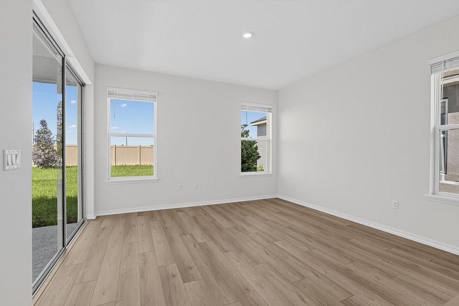 Spacious, unfurnished interior of a new home in Lochside, Mount Dora (Image 29).
